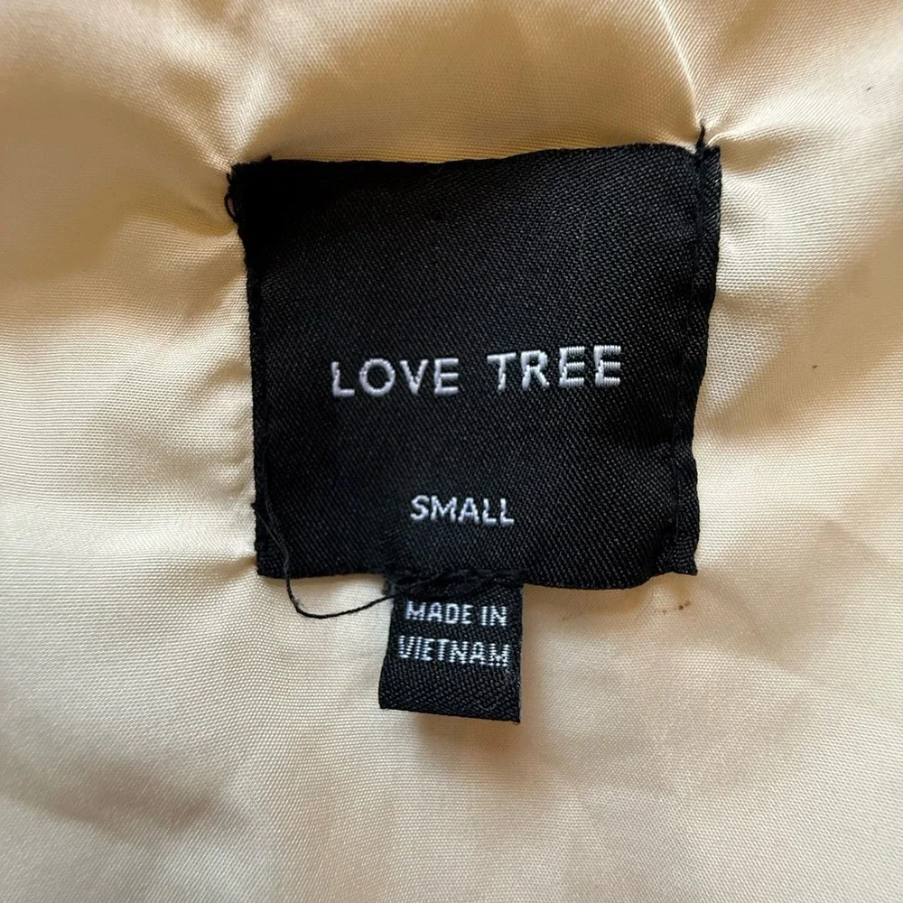 Love Tree Ivory Water Resistant Synthetic Down Puffer Vest Small Pockets Cropped